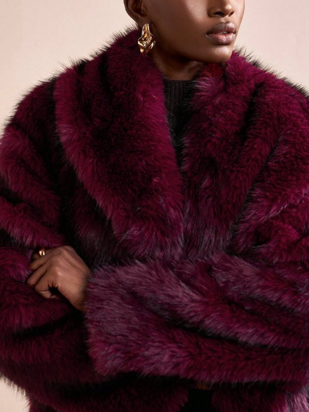 Burgundy Ombre Casual Fluffy Women's Faux Fur Parka Coat - Picture 3 of 6